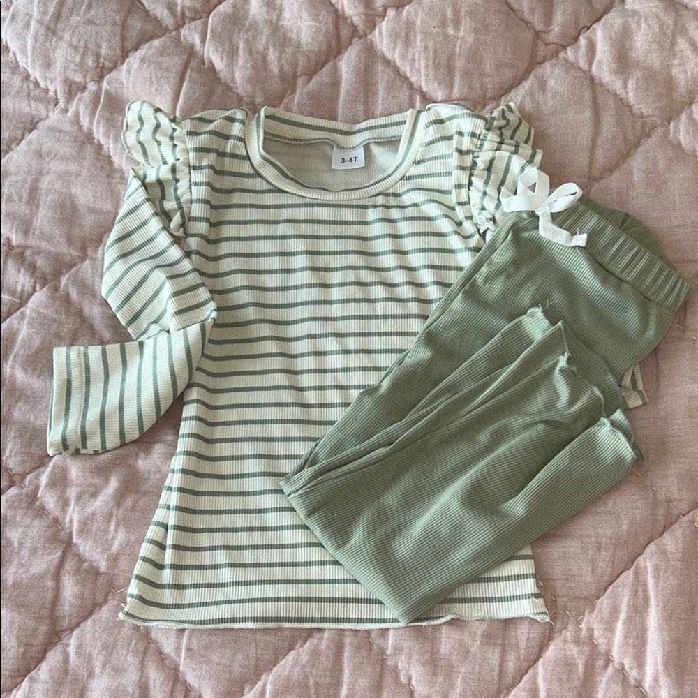 Striped Toddler 3-4T Outfit with Ruffle Sleeves and Flared Pants